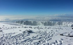 雪王亲儿子要抢攻一线城市，冰雪产业的未来之战